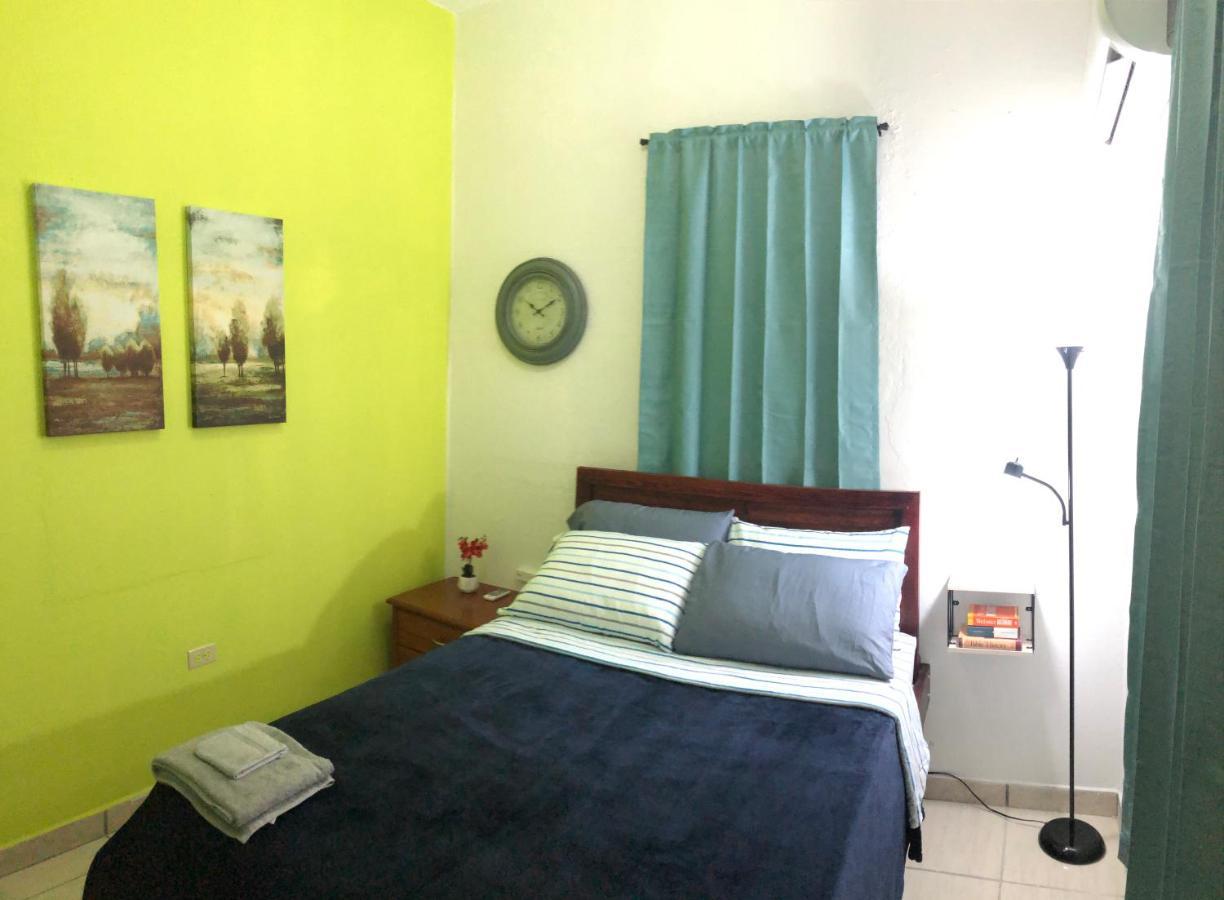 San Juan Metro Host Apartment Exterior photo