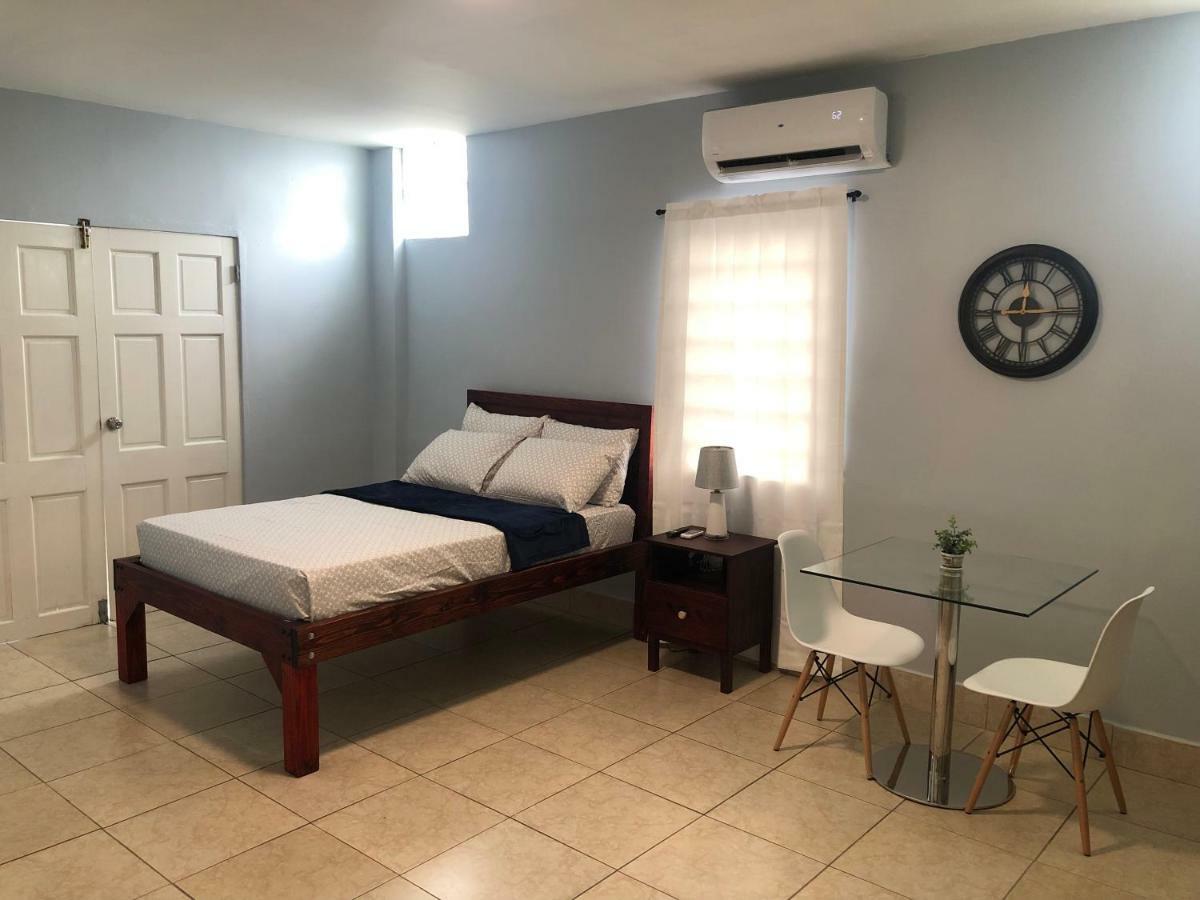San Juan Metro Host Apartment Exterior photo